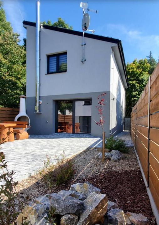Privat Kras Villa Holstejn Exteriör bild